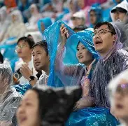 星空娱乐-球场挥洒汗水的优美句子